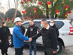 四川榮（róng）縣經濟開發區管委會領導一行蒞臨（lín）運機集團參觀調研